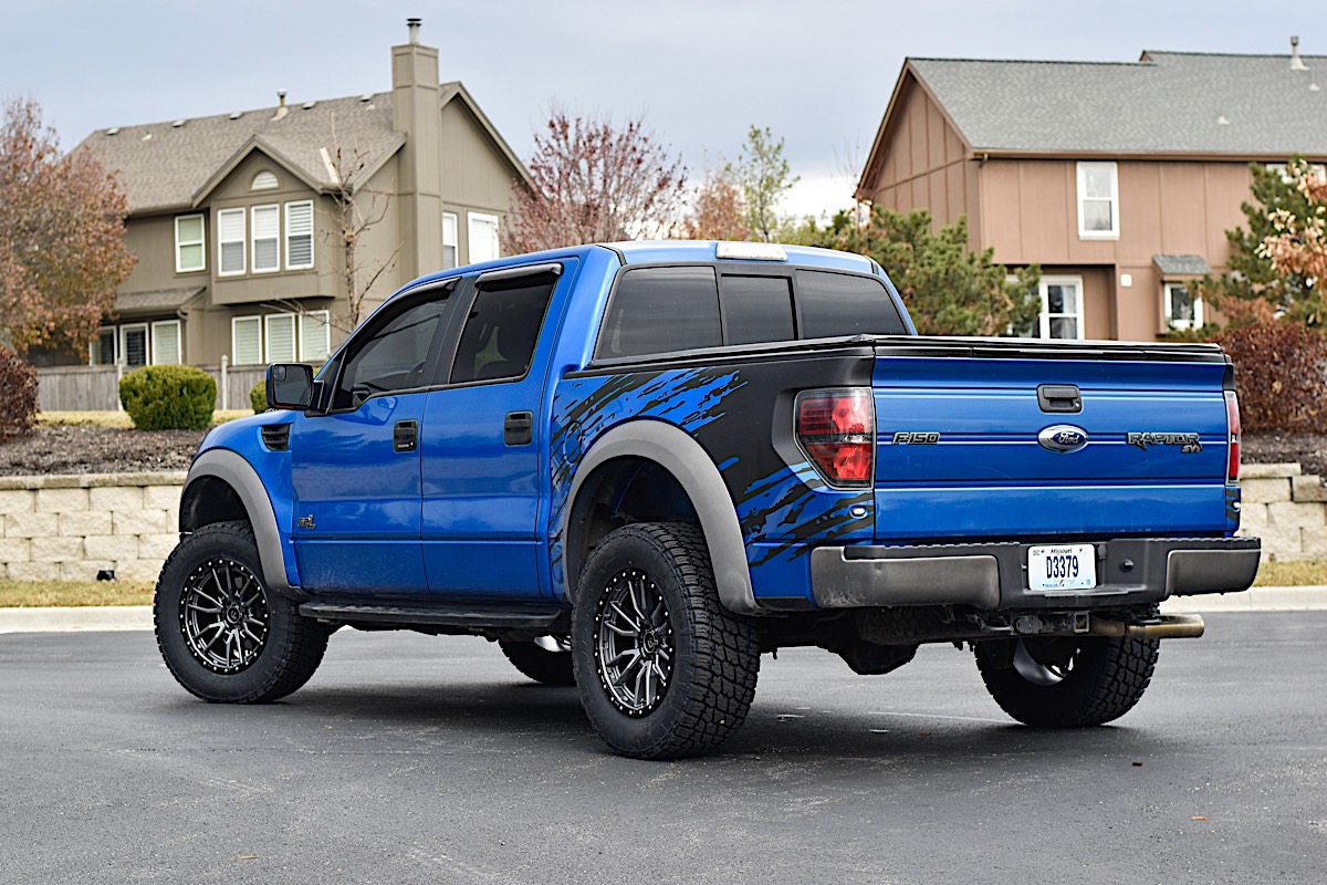 Ford Raptor with Fuel 1-Piece Wheels Rebel 6 - D680